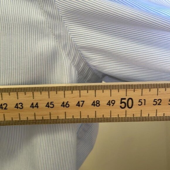 Hugo Boss Classic Business Casual Pinstriped Long Sleeve Button Down Blue - 39 - Picture 8 of 15